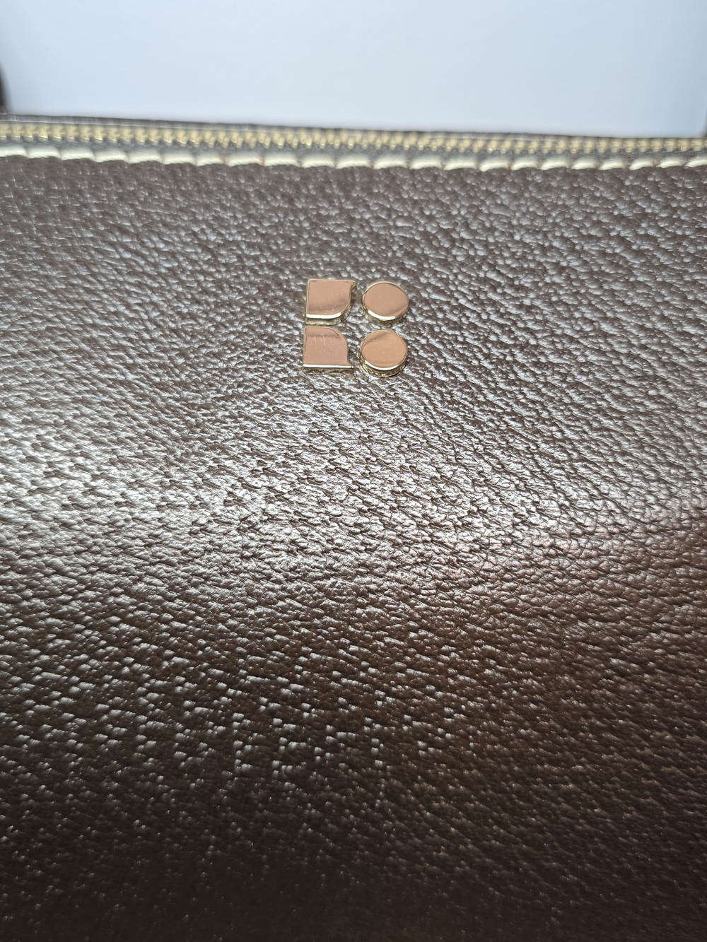 kate spade Vintage Brown Pebbled Leather Satchel with Gold Hardware - Picture 2 of 16